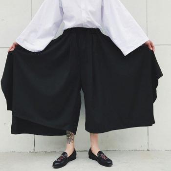 Pantalón Faldas de 9 Puntos Hombre