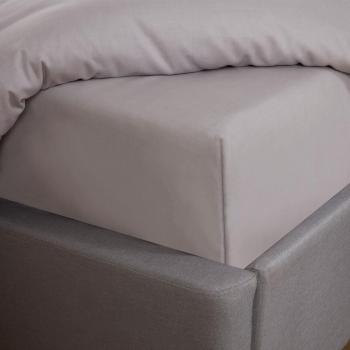 Highams Easy Care Polycotton Fitted Sheet