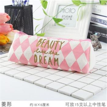 Porte-crayon triangle en cristal poudré