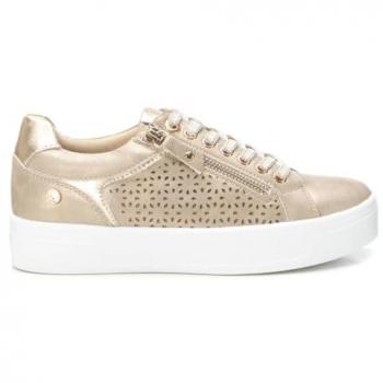 US 5.5 XTI Women's Gold Street Shoes