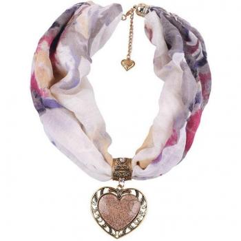 Foulard mit Schmuckanhänger