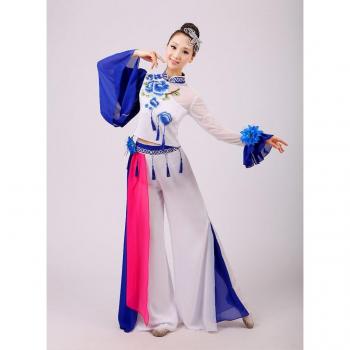 Ensemble de danse yangko avec paillettes
