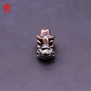 Cordón de Accesorios con Calavera y Toro