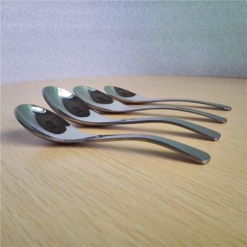 Outil de table cuillère à soupe inox