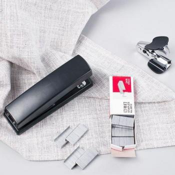Student stapler set with remover