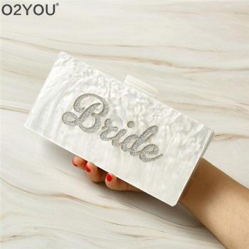 Bolsa Brillante Letra “Amor”