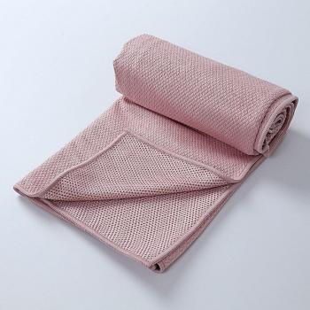 Sweat-Absorbing Beach Workout Blanket