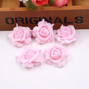 Fleurs artificielles en mousse