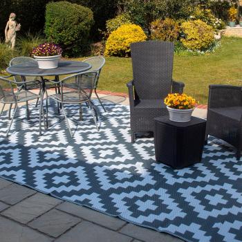 The Accessory Outlet Grey & White Geometric Outdoor Rug