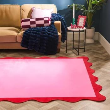 Scallop Edge Area Rug – Bright Pink, 160×230cm, Non‑Slip Finish