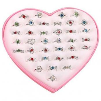 Colección de 36 Anillos de Joya Cristalina Abierta