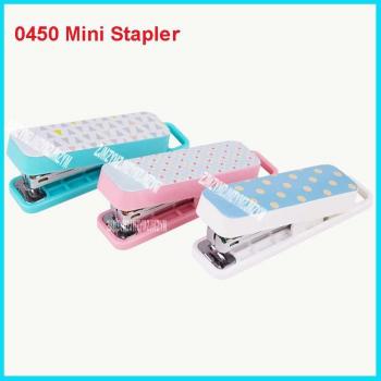 Mini Grapadora Escolar 8x2,1x1,5 cm con Clips