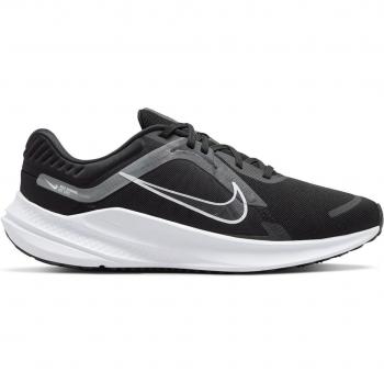 Nike Quest 5 Mens Black & White Trainers – EU 40 / UK 6