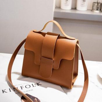 Petite pochette cuir synthétique bandoulière