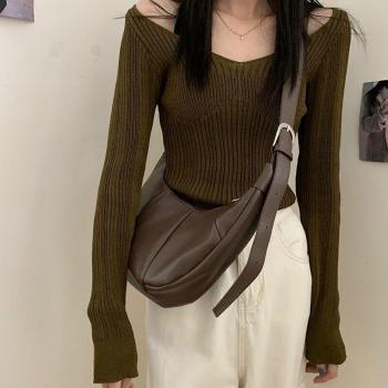 Trending Women's Chest Bag in Vintage PU Leather