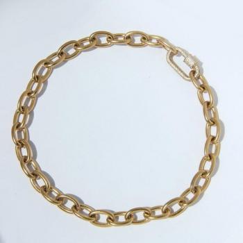 Collier Peri's Box – Mouvement léger, chaîne épaisse, clip en CZ, design minimaliste