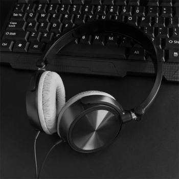 Auriculares para Videojuegos con Cable de 3.5mm, Bajos Potentes, Incluye Micrófono