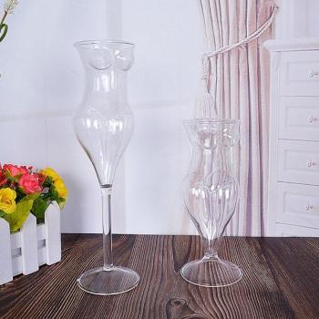 Vino en Forma de Desnudo para Celebraciones