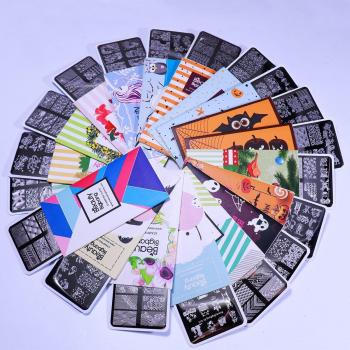 Kit de Estampado de Uñas con Motivos Florales y Animales – 10 a 19 Unidades
