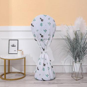 Couverture de ventilateur domestique tridimensionnelle