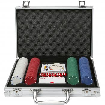 Global Gizmos Poker Chips Dice Cards Set