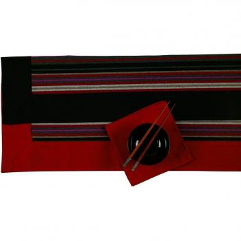 Mantel de Estilo Caimán en Color Burdeos 155×155 cm Conjunto Completo