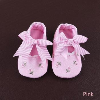 Zapatos de algodón para primeros pasos de niña