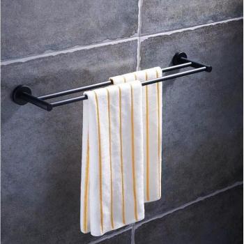 Accessoires de salle de bains nordiques