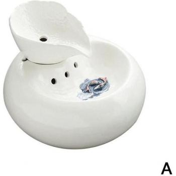 Mangeoire et fontaine pour animaux domestiques