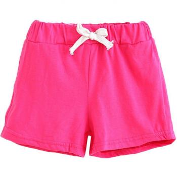 Vêtements d'été pour enfants : shorts unis