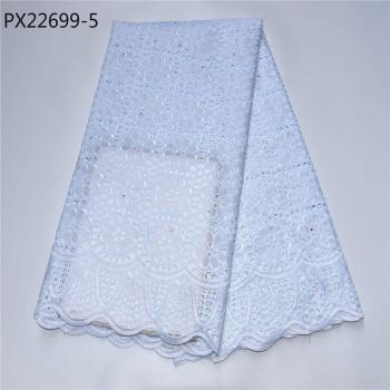 Broderie Verte Perforée en Coton – Tissu Nuptial Africain
