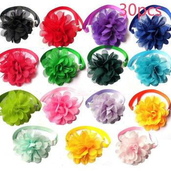 Elegancia Canina: Pajarita Gasa Floral 30/50 piezas