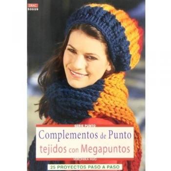 Complementos de punto tejidos con megapuntos