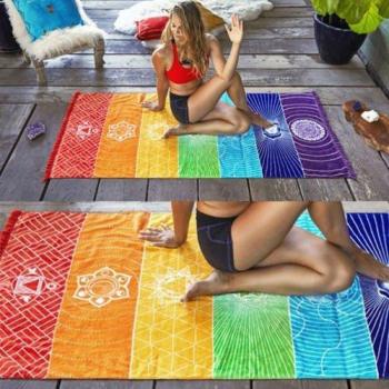 Toalla para Yoga Rayada de Arcoíris con Borlas Mandala