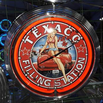 Pin‑Up Neon Classic