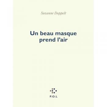 Un beau masque prend l'air