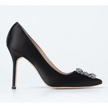 Hangisi Black Pumps by Manolo Blahnik Size 36½