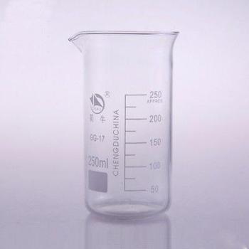 250ml Thickened Beaker with Spout