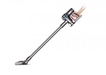 Aspirapolvere senza filo Dyson DC62 in lotto di 2, entrambi usati con parti rotte e batterie deboli