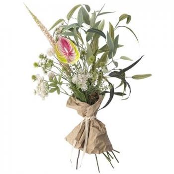Rosor i Blush Bouquet Stil