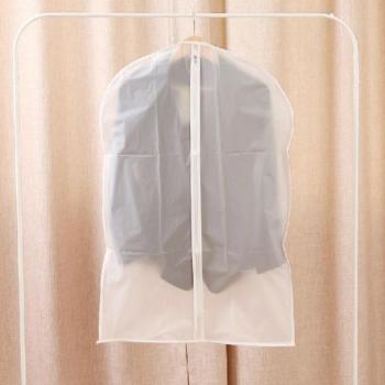 Funda para chaquetas y vestidos