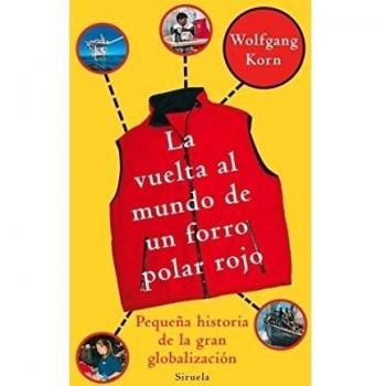 La vuelta al mundo de un forro polar rojo