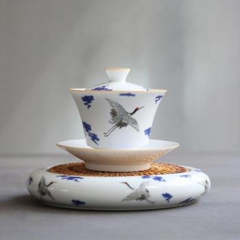 Tazón de té de porcelana pintado a mano