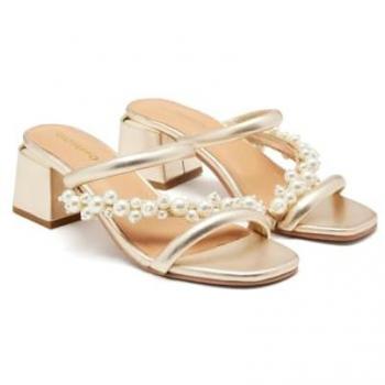Tacón Dorado con Perlas