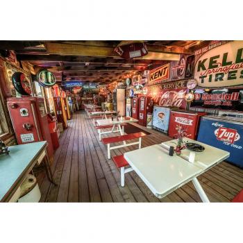 Papermoon Fototapete »Route 66 Vintage Benzin«