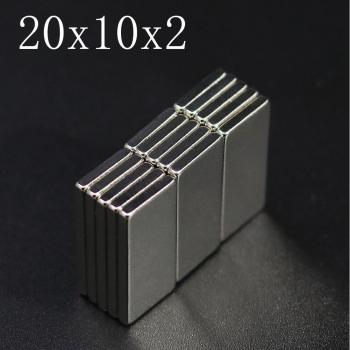 Imán Permanente N35 20 mm × 10 mm × 2 mm – Bloque Magnético