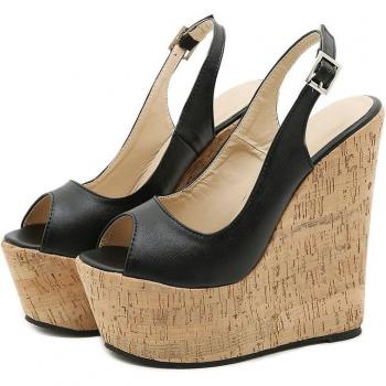 Coastal Chic Wood‑Texture Wedges – Peep Toe Style