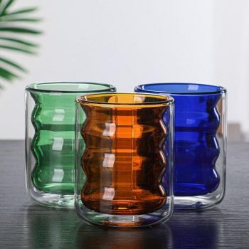 Tasse à jus en verre design