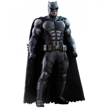 Hot Toys MMA432: Batman Tactische Batsuit (Justice League)