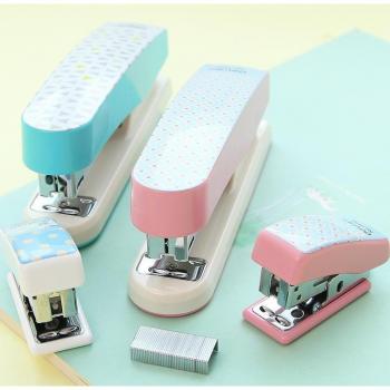 Accessoires de bureau géométriques